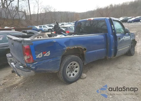 2004 Chevrolet Silverado 1500 Ls z USA, uszkodzony, nr VIN 1GCEK14T84E254431